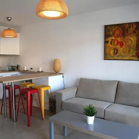 T2 Tout Confort Proche Plage, Climatisation, Parking Inclus Appartement *
