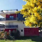 T2 Confort Proche Plage, Climatisation, Parking Inclus Daire