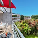 T2 Confort Proche Plage, Climatisation, Parking Inclus Daire *